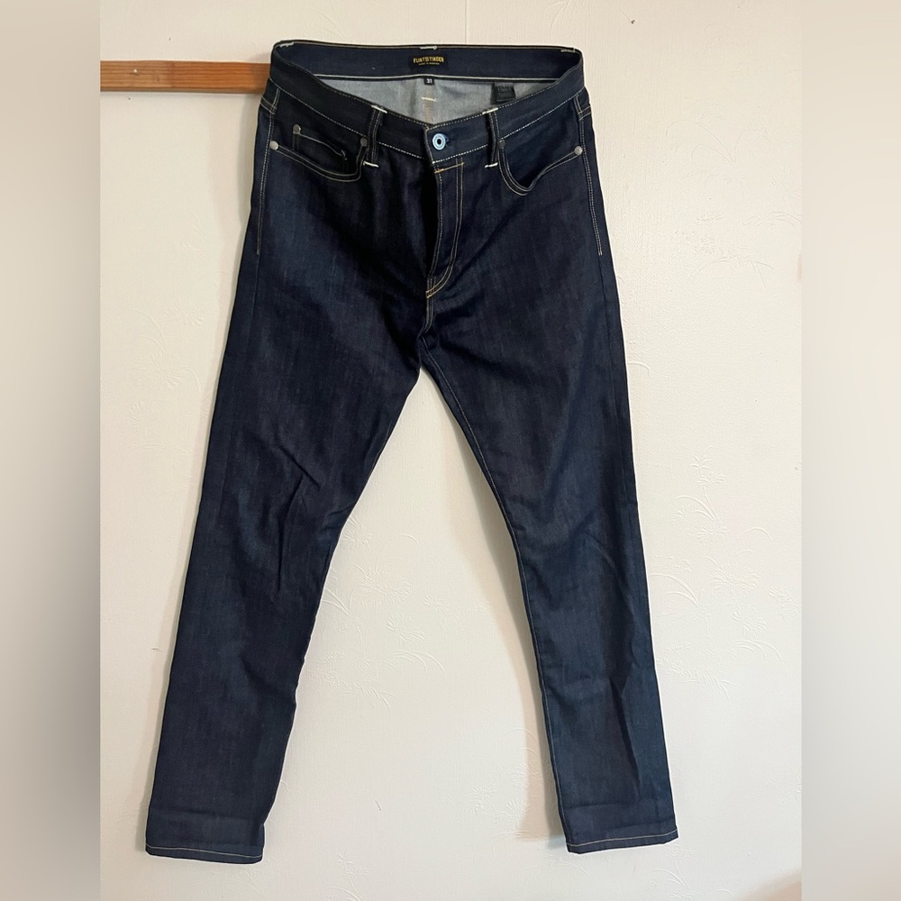Flint & Tinder straight taper jeans.